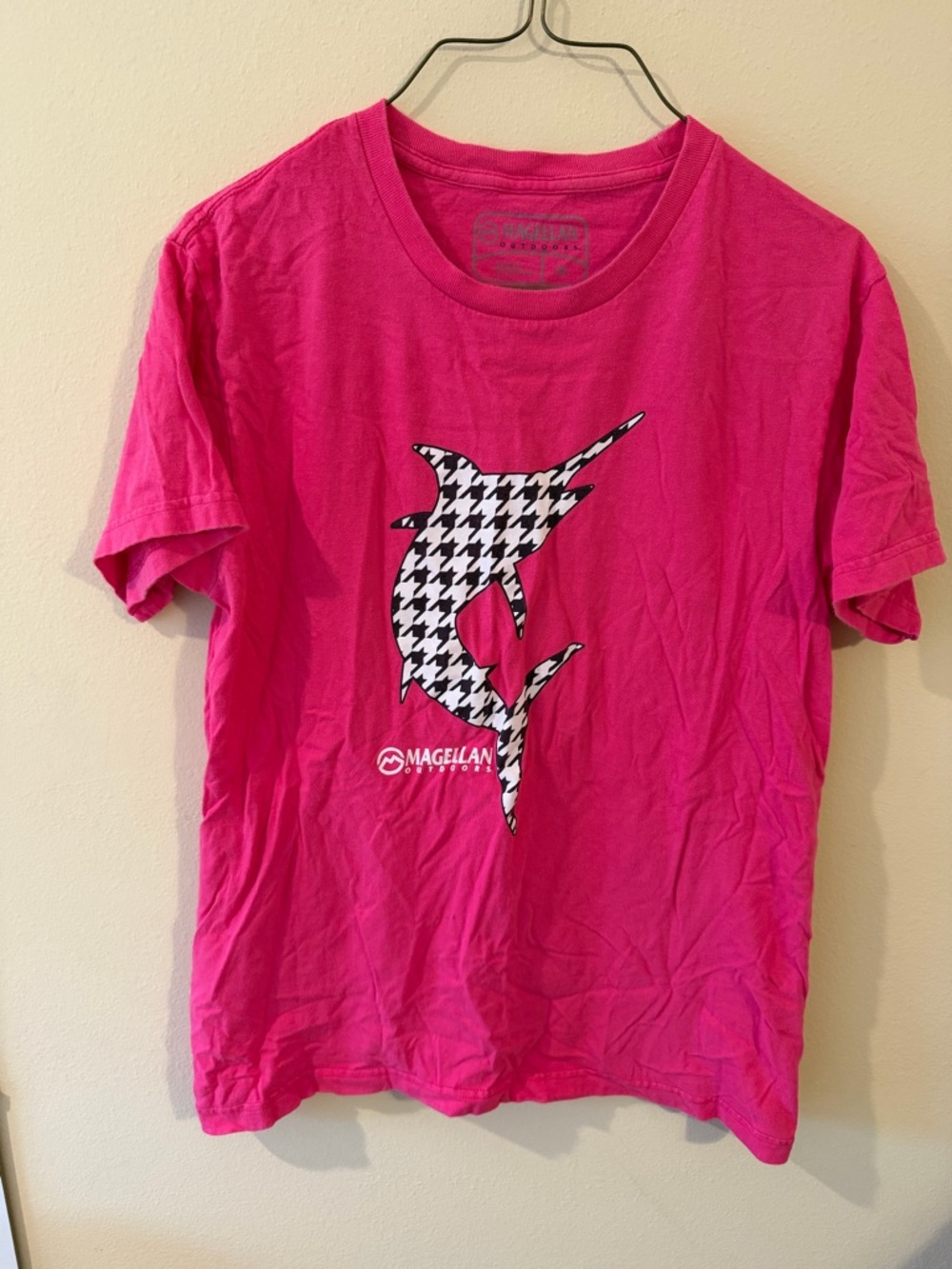Magellan Outdoors Hot Pink Short Sleeve Tee with Houndstooth Marlin Graphic
